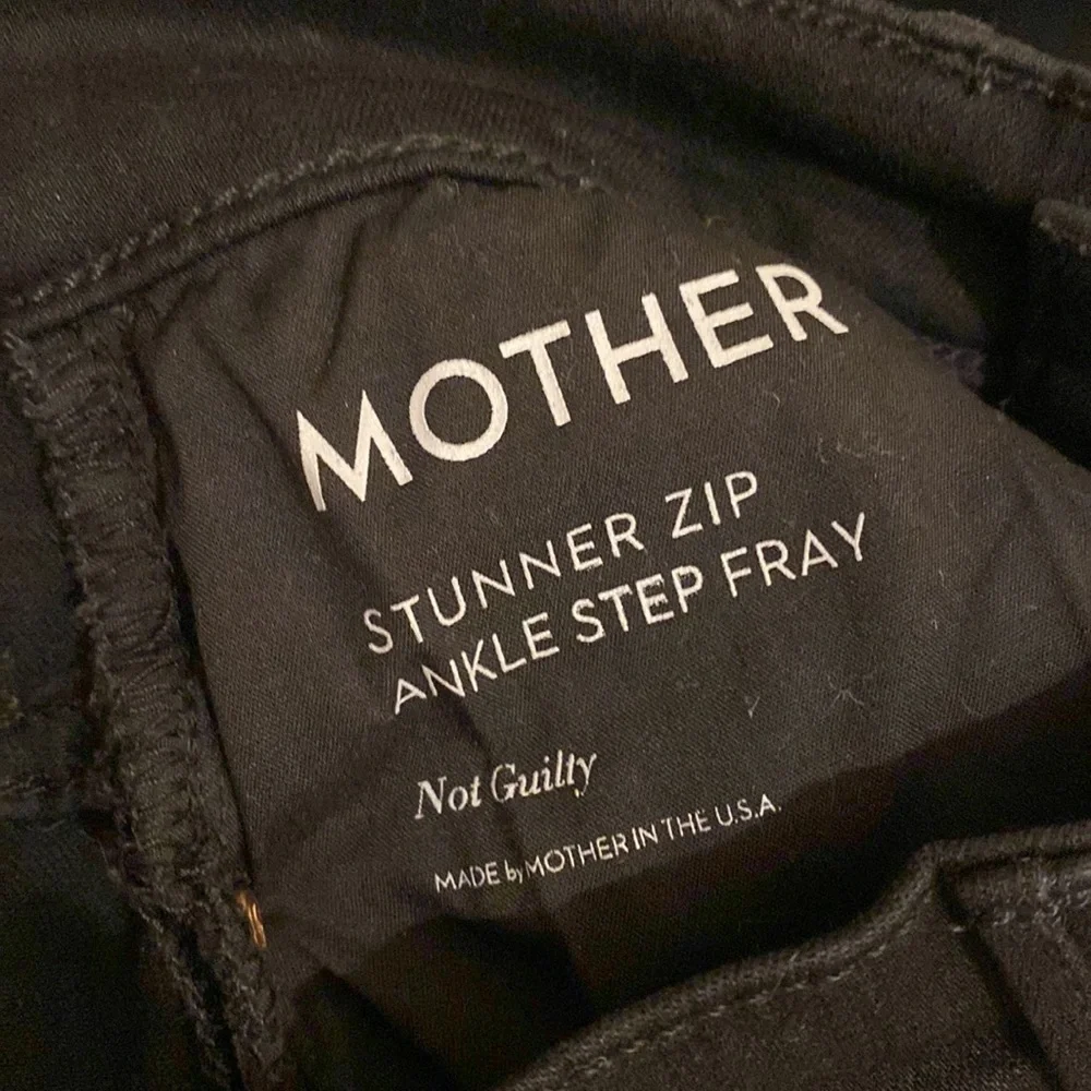 Mother stunner zip ankle step gray not guilty black jeans . Size 25. - Picture 13 of 15